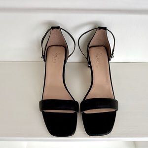 27 Edit Naturalizer Iriss Ankle Strap Sandal - 8W in Black Leather